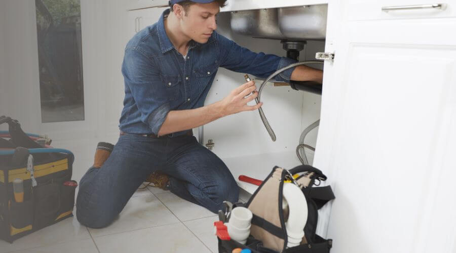 Expert burst pipe repair services in Rochelle, IL